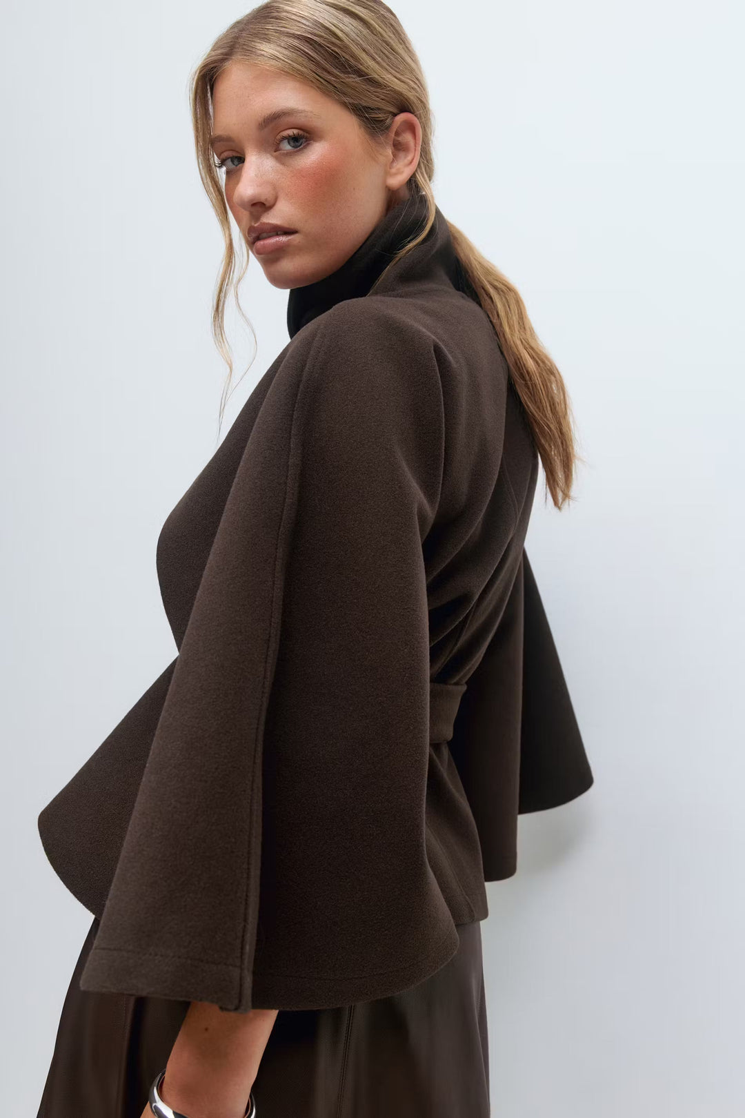 Luxora | Belt Cape Jas Sophia